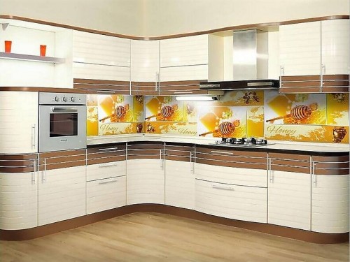 Кухня Бостон — длина 3,1 м ширина 2,4 м Кухня Бостон — длина 3,1 м ширина 2,4 м