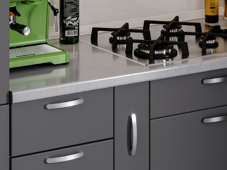 Кухня Грейс — длина 2,7 м ширина 1,6 м Кухня Грейс — длина 2,7 м ширина 1,6 м