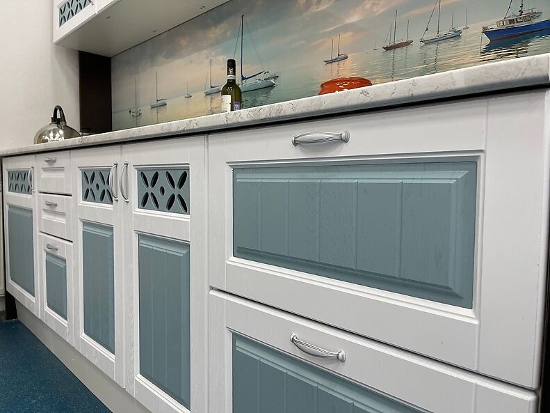 Кухня Камелия — длина 2,6 м ширина 1 м Кухня Камелия — длина 2,6 м ширина 1 м