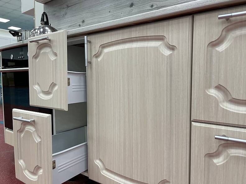 Кухня Базис-Классика — длина 2,9 м Кухня Базис-Классика — длина 2,9 м