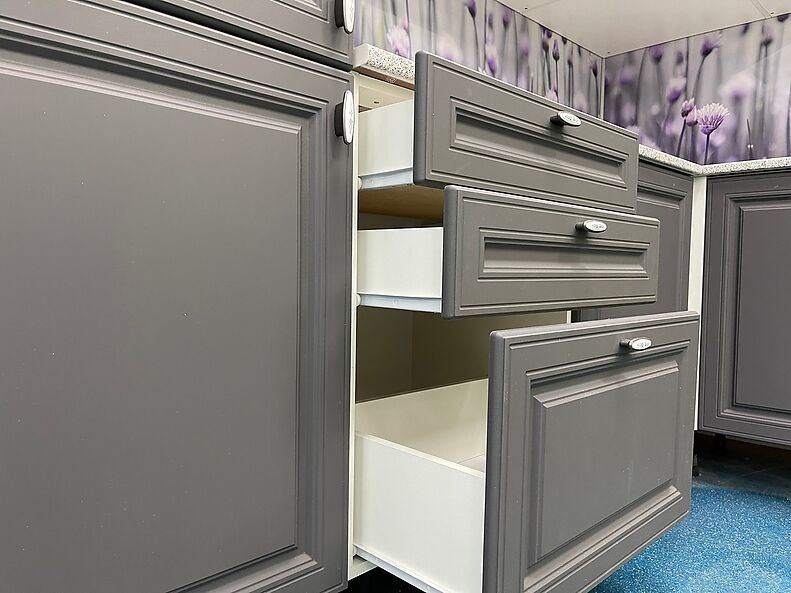 Кухня Ева — длина 2,6 м ширина 2,1 м Кухня Ева — длина 2,6 м ширина 2,1 м