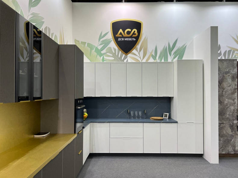 Кухня Арка — длина 3,1 м ширина 2,4 м Кухня Арка — длина 3,1 м ширина 2,4 м