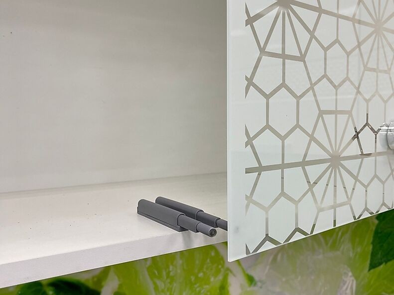 Кухня Люкс — длина 1,8 м Кухня Люкс — длина 1,8 м