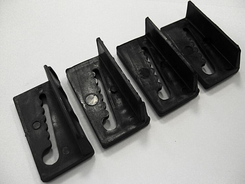 Клипсы для крепления моек под столешницу (комплект 6 шт) Клипсы для крепления моек под столешницу (комплект 6 шт)