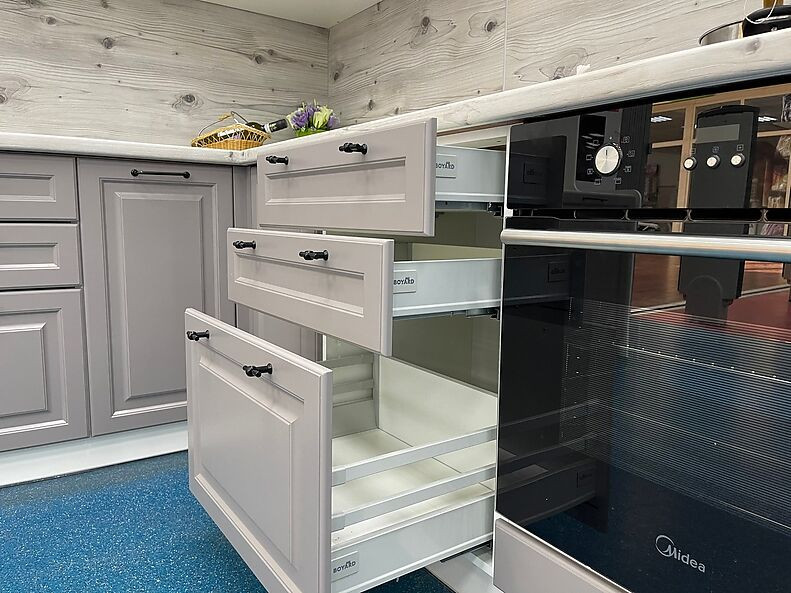 Кухня Ницца Роял 2,9 метра Кухня Ницца Роял 2,9 метра