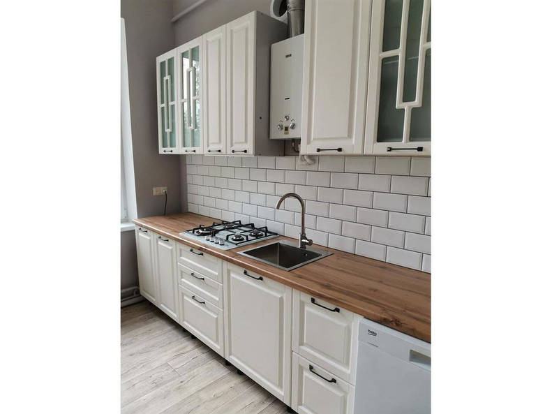 Кухня Гарда — длина 4,2 м